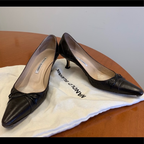 Manolo Blahnik Shoes - Manolo Blahnik brown leather pumps